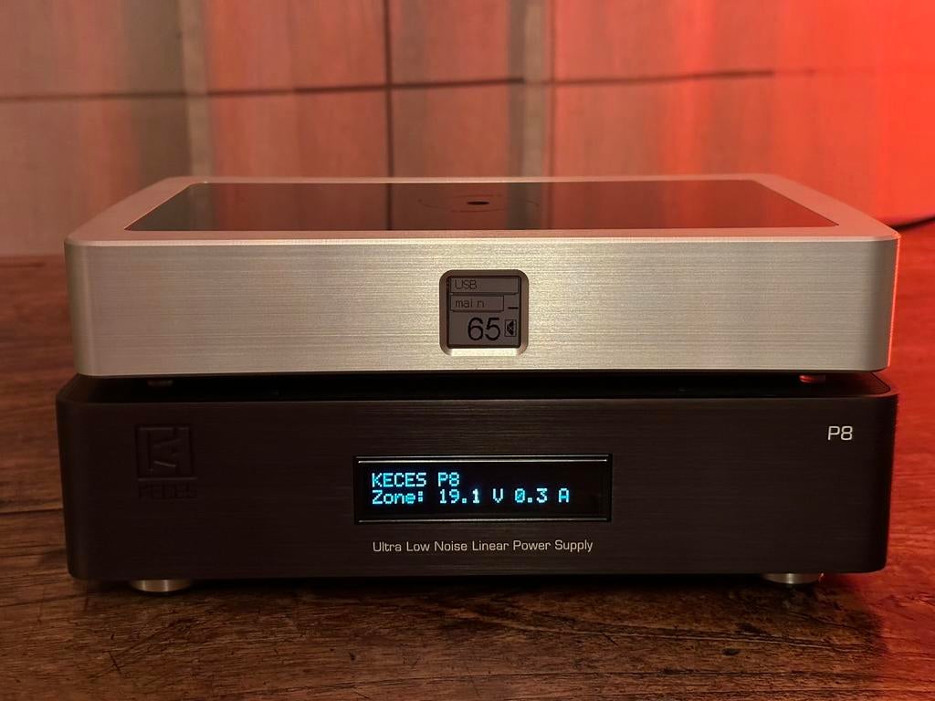 Exogal Comet DAC + Keces p8 voeding + M-way 3DW kabel, Audio, Tv en Foto, Ophalen of Verzenden, Zo goed als nieuw