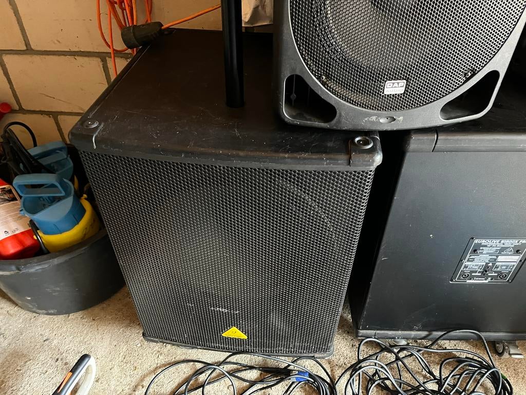 Complete PA set - Behringer, DAP, LEM, Ophalen, Gebruikt, 1000 watt of meer, P.A.