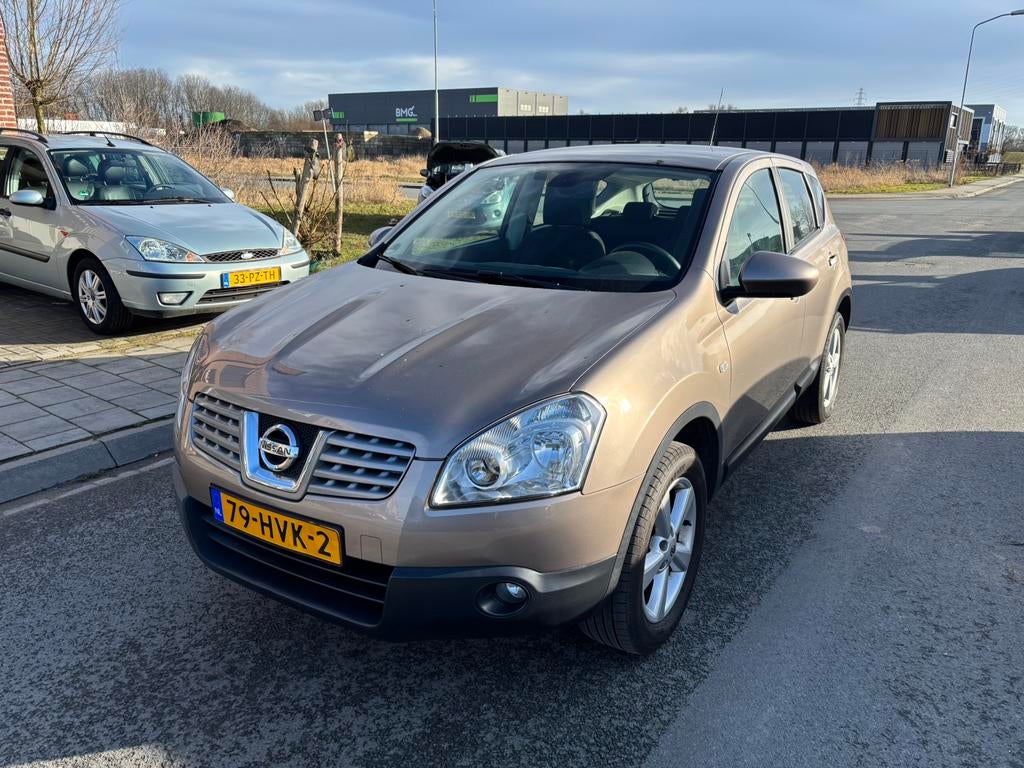 Nissan Qashqai 1.6 2WD 2009 Bruin, Voorwielaandrijving, 1272 kg, 15 km/l, 4 cilinders