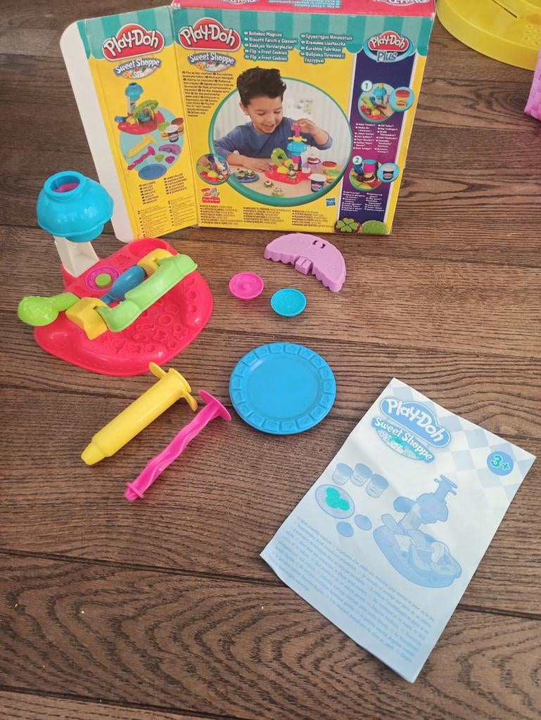 Play Doh Sweet Shop, Kinderen en Baby's, Speelgoed | Educatief en Creatief, Ophalen of Verzenden, Zo goed als nieuw, Knutselen
