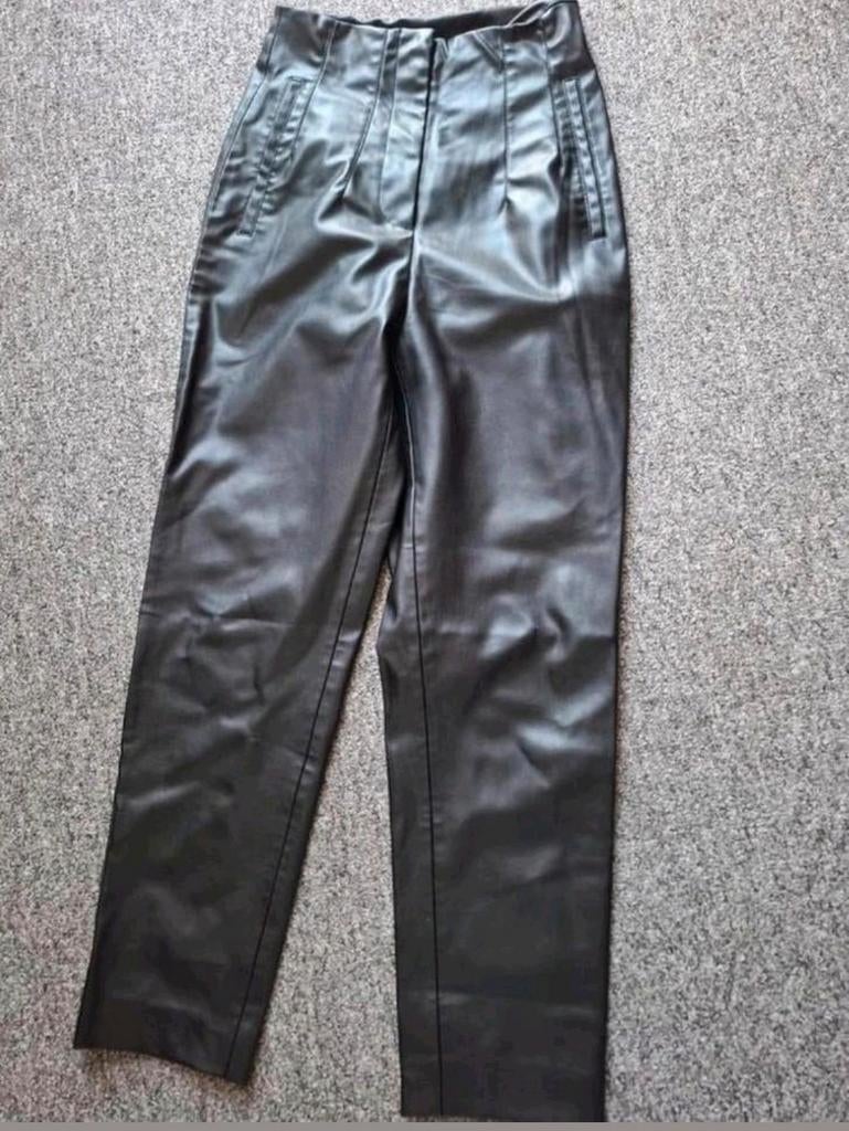 Zara leren broek - Maat XS, Ophalen of Verzenden, Zo goed als nieuw, Maat 34 (XS) of kleiner, Lang