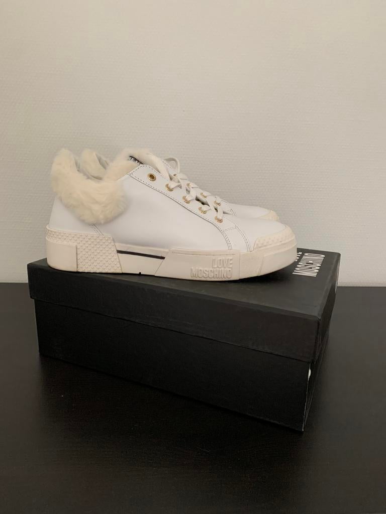 Witte leren sneakers 41 Love Moschino, Ophalen of Verzenden, Zo goed als nieuw, Wit, Sneakers of Gympen