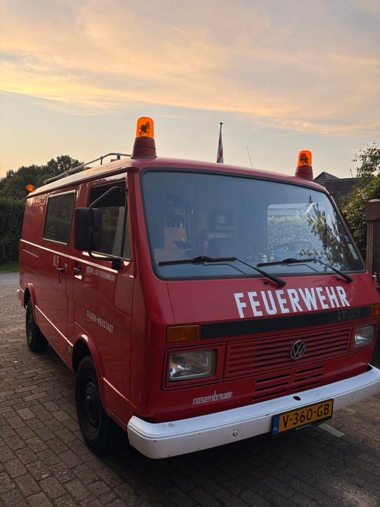 Volkswagen LT35 Brandweer Camper (1987), Caravans en Kamperen, Campers, Koelkast, Volkswagen, Tot en met 2, Handgeschakeld