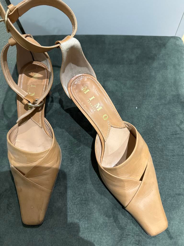 Elegante Mimo Hakken - Maat 40, Kleding | Dames, Schoenen, Ophalen of Verzenden, Gedragen, Beige, Pumps