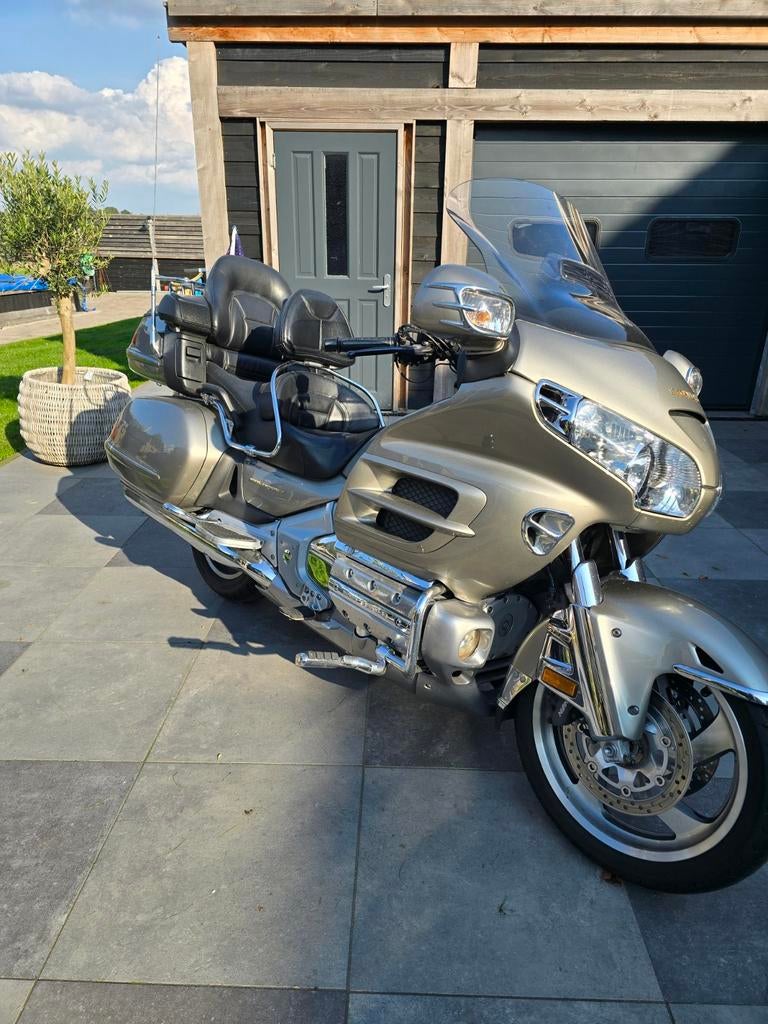 Goldwing GL1800 - 2003 - Nieuwe banden & accu!