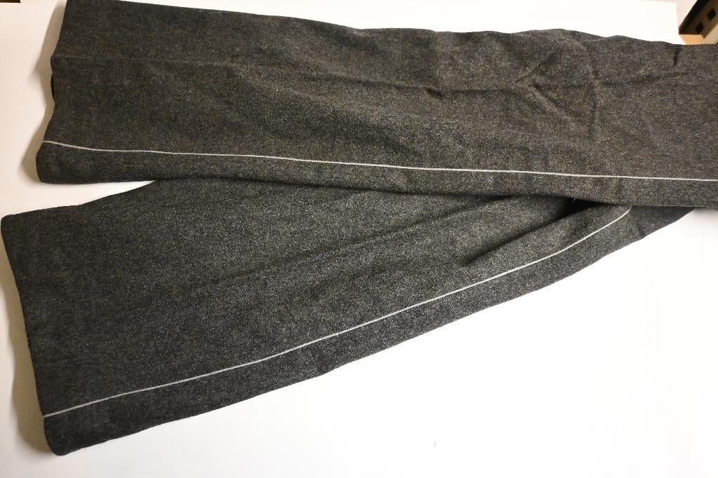 wollen DRK broek l grijze bies jaren 40 duitsland rode kruis, Verzamelen, Ophalen of Verzenden, Overige soorten, Duitsland, Kleding of Schoenen
