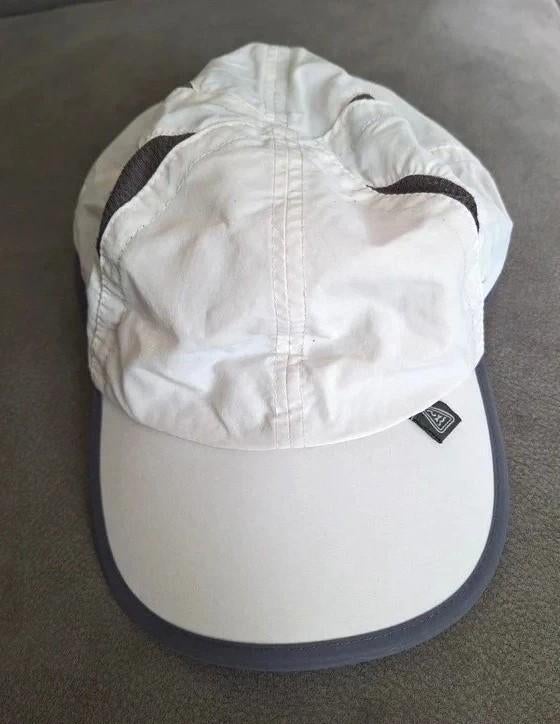 Human Nature sportpet wit/grijs verstelbaar, Ophalen of Verzenden, Zo goed als nieuw, Kleding