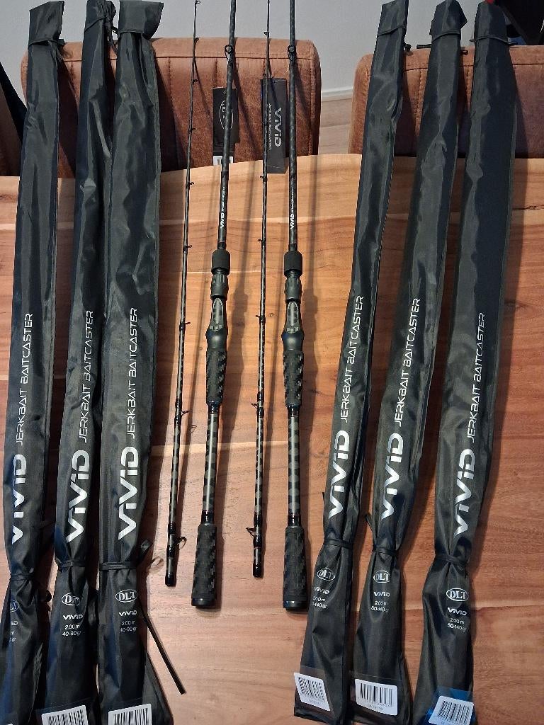 DLT Vivid Jerkbait Baitcaster (40-90 en 50-140g) Reelhengels, Info@hengelsportleon.nl, Werphengel, Nieuw, Ophalen of Verzenden