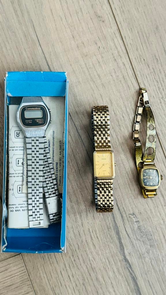 3x vintage dames horloge, pulsar, commodoor, pontiac, Ophalen of Verzenden, Zo goed als nieuw, Staal, Overige merken