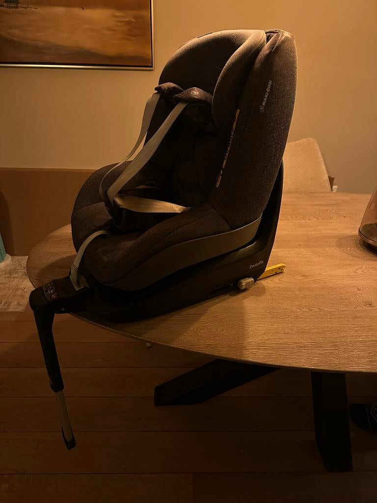 Maxi-Cosi 2wayFix en 2way Pearl Autostoel, Gebruikt, Verstelbare rugleuning, 9 t/m 18 kg, Ophalen of Verzenden