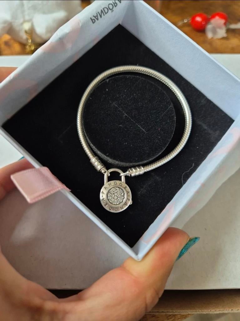 Pandora Armband 19cm met slot - Oude Collectie, Ophalen of Verzenden, Zo goed als nieuw, Zilver, Met bedels of kralen