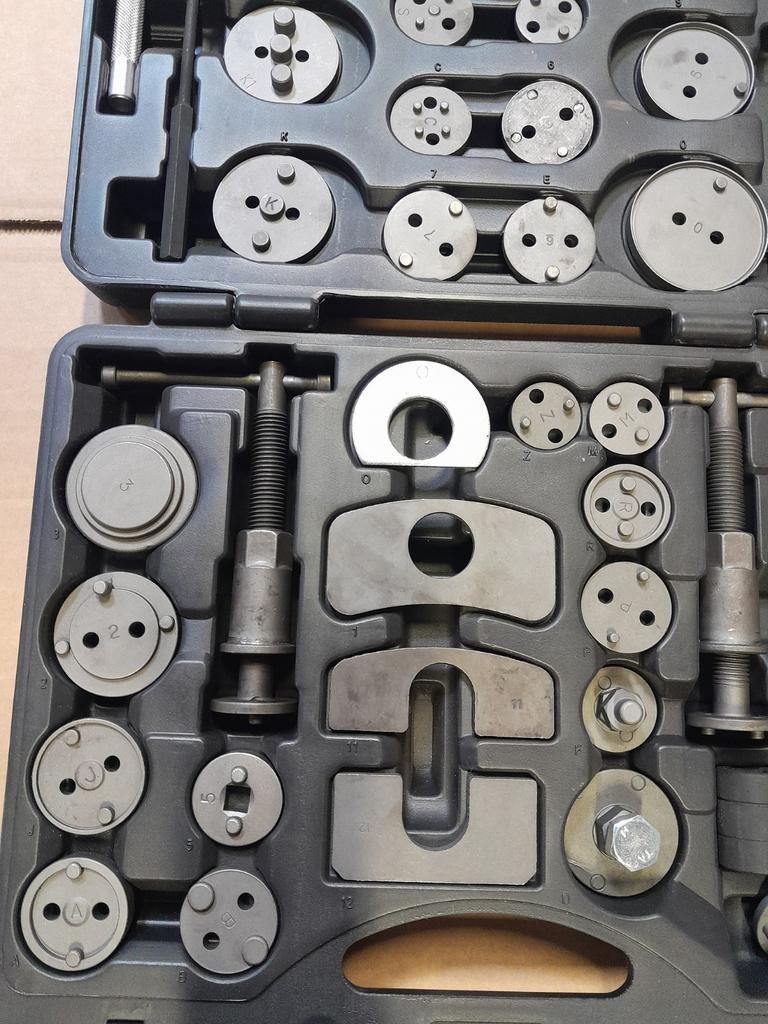 Remklauw Wind Back Set 40 stuks (terugstelgereedschapset), Ophalen of Verzenden, Zo goed als nieuw