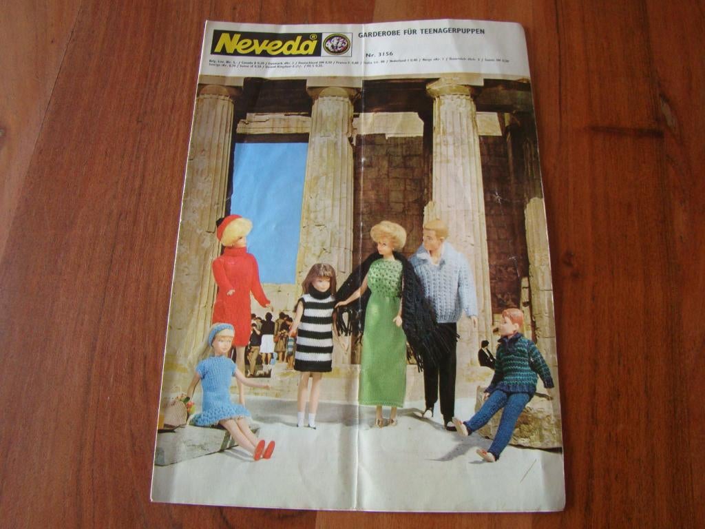 Barbie kleertjes breien, Ophalen of Verzenden, Zo goed als nieuw, Breien en Haken