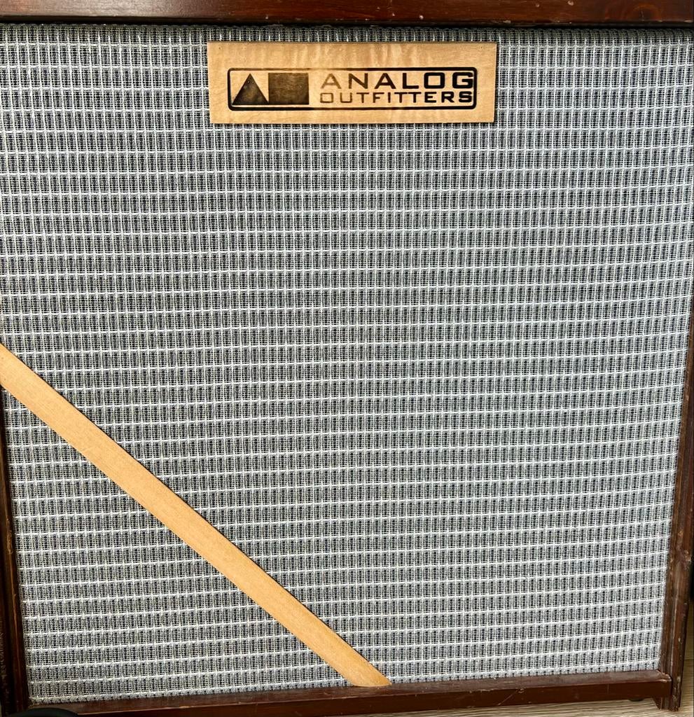Analog Outfitters Road Amp (~40W) + Cabinet - Zeldzaam, Muziek en Instrumenten, Ophalen, Zo goed als nieuw, Gitaar, Minder dan 50 watt