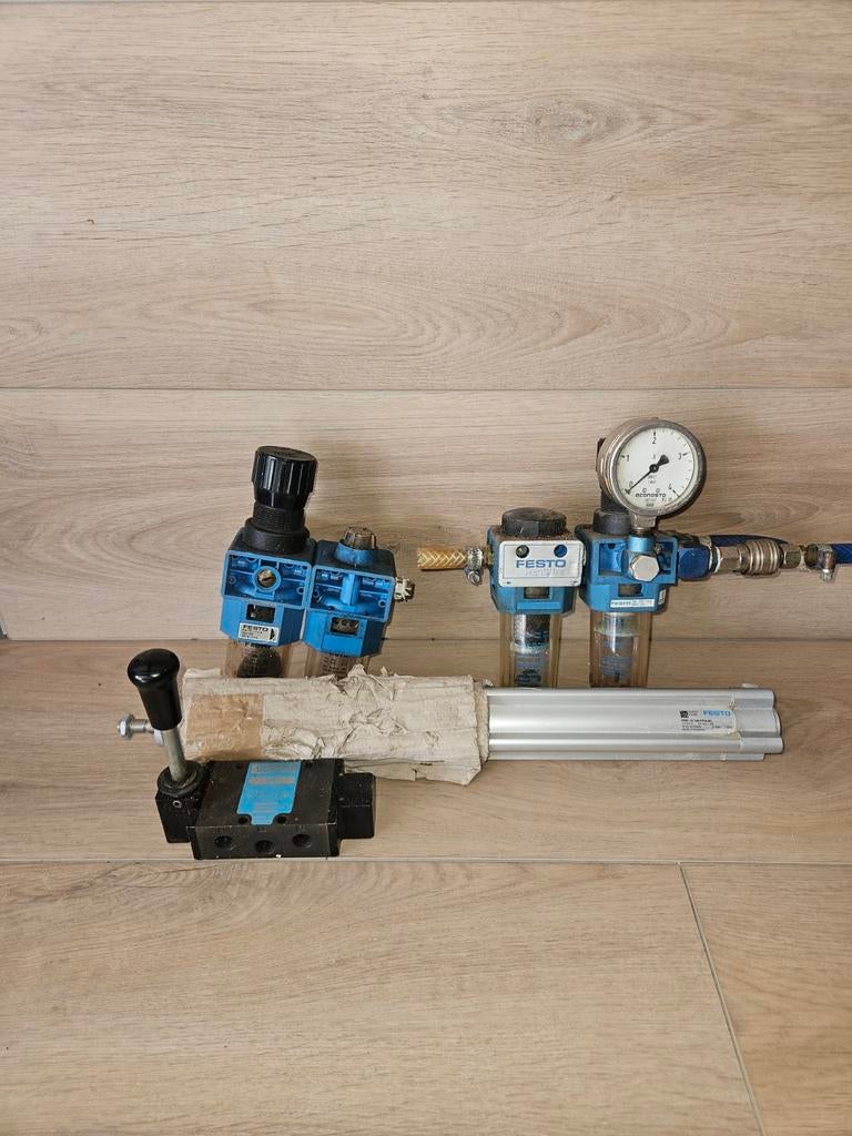 Festo cilinder atlas copco drukregelaar drukregelventiel, Ophalen of Verzenden