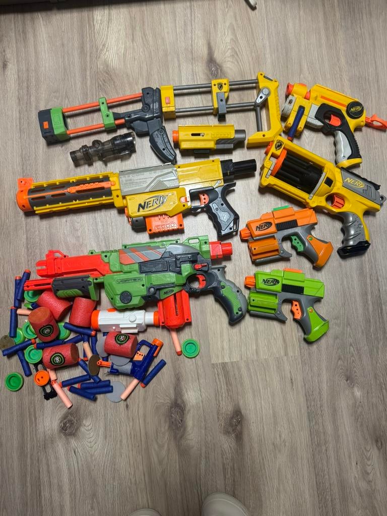 Nerf pistolen, Verzamelen, Ophalen of Verzenden, Zo goed als nieuw
