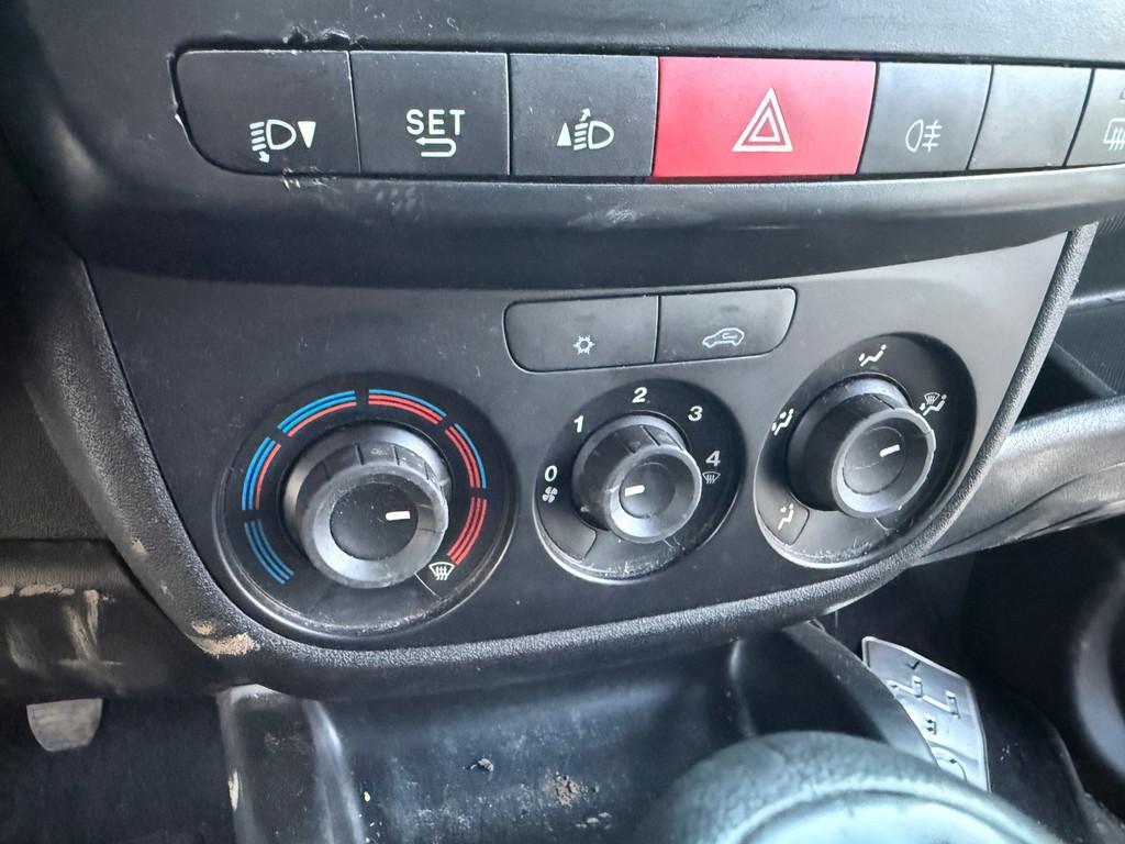 Opel Combo 1.3 CDTi L1H1 Selection, Voorwielaandrijving, Gebruikt, Euro 6, Wit