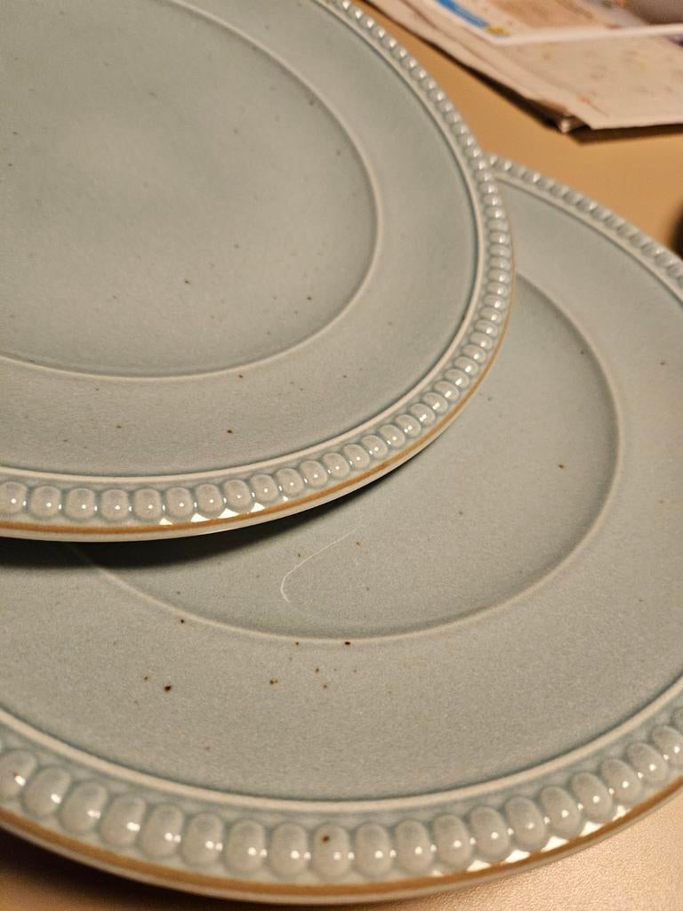 2+2 dinnerborden wave en water switch beach house., Ophalen of Verzenden, Rond, Hout