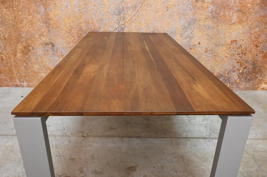 ZGANieuw! fraaie notenhouten Arco Graphic design tafel, 200 cm of meer, Zo goed als nieuw, Vijf personen of meer, Rechthoekig