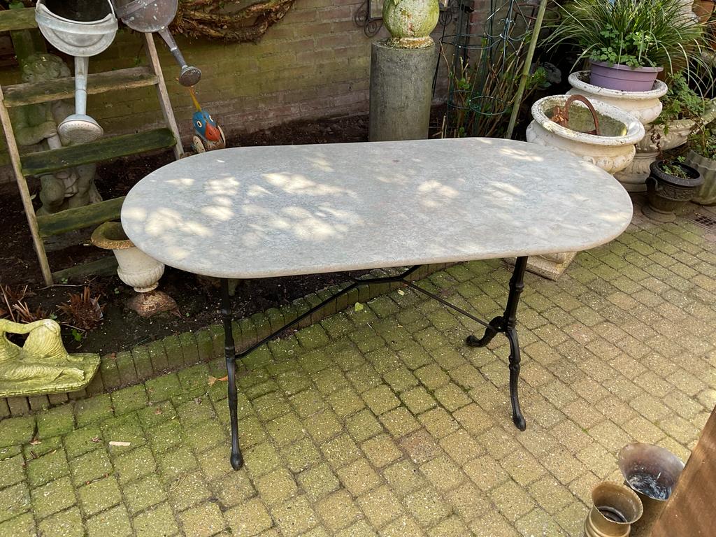 Franse tuintafel, Ophalen