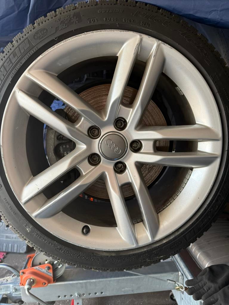 18 inch 5x112 velgen met 245-40-18 banden Audi TT 8j, Ophalen, 18 inch, 245 mm, Zomerbanden