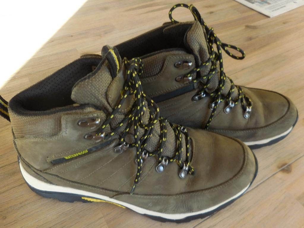 bergschoenen. Human Nature. Mt 43. Waterproof. Taupe. ., Ophalen of Verzenden, Zo goed als nieuw, Schoenen