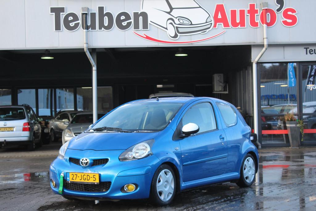 Toyota Aygo 1.0-12V Dynamic Blue Airco, Elektrische ramen Au, Voorwielaandrijving, Stof, Gebruikt, 68 pk