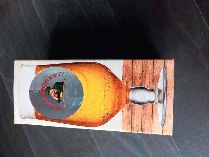 Nieuw: Bierglas Birra Moretti, Ophalen of Verzenden, Nieuw, Glas of Glazen, Overige merken