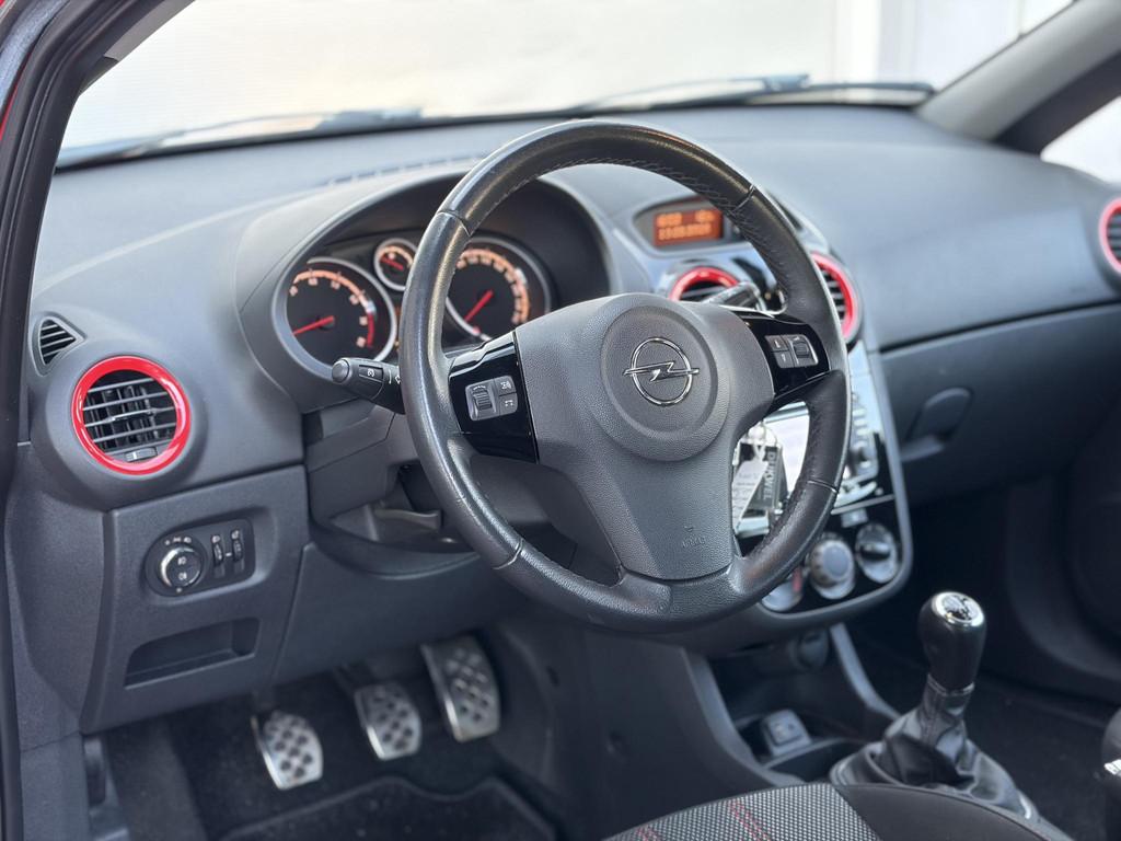 Opel Corsa 1.6-16V T Color Edition OPC line Cruise/Bluetooth, Voorwielaandrijving, Euro 5, Stof, Gebruikt