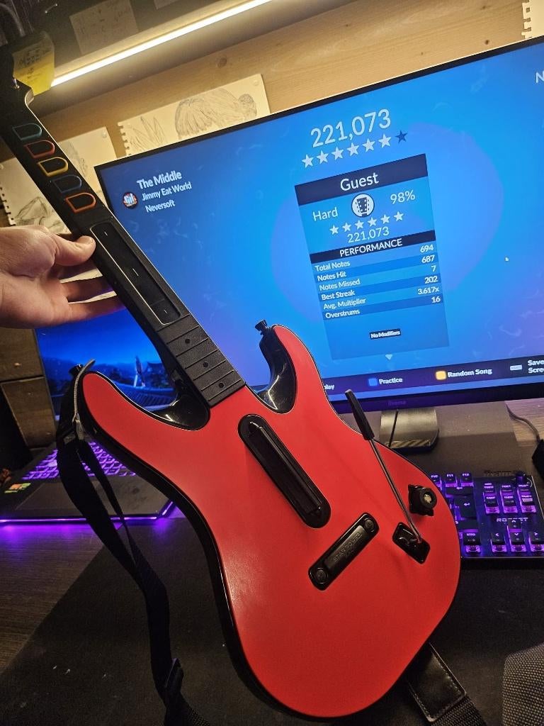 Guitar Hero 5 guitar voor Xbox 360, Spelcomputers en Games, Spelcomputers | Xbox | Accessoires, Ophalen of Verzenden, Refurbished