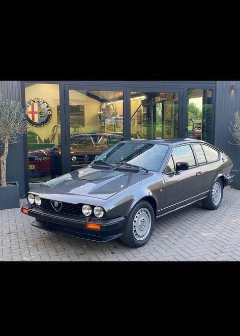 Alfa Romeo GTV6, Auto's, Alfa Romeo, 2500 cc, Stof, Beige, Particulier
