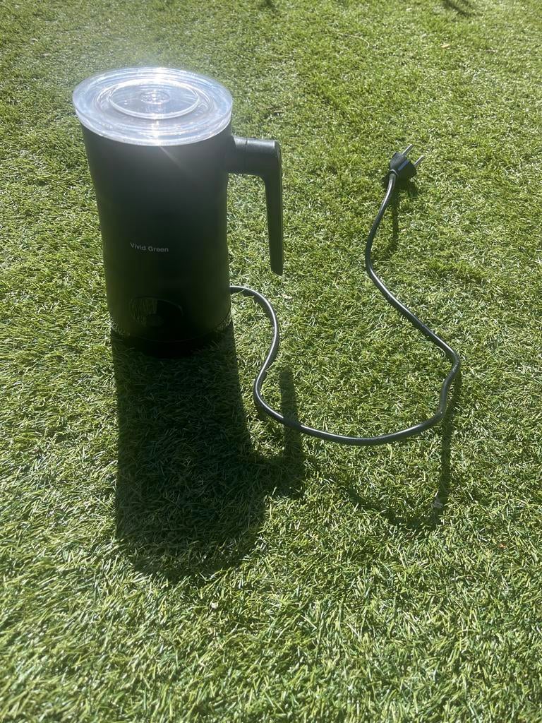 Vivid Green Elektrische Melkopschuimer - Zwart, Witgoed en Apparatuur, Melkopschuimers, Ophalen, Gebruikt, Elektrische melkopschuimer