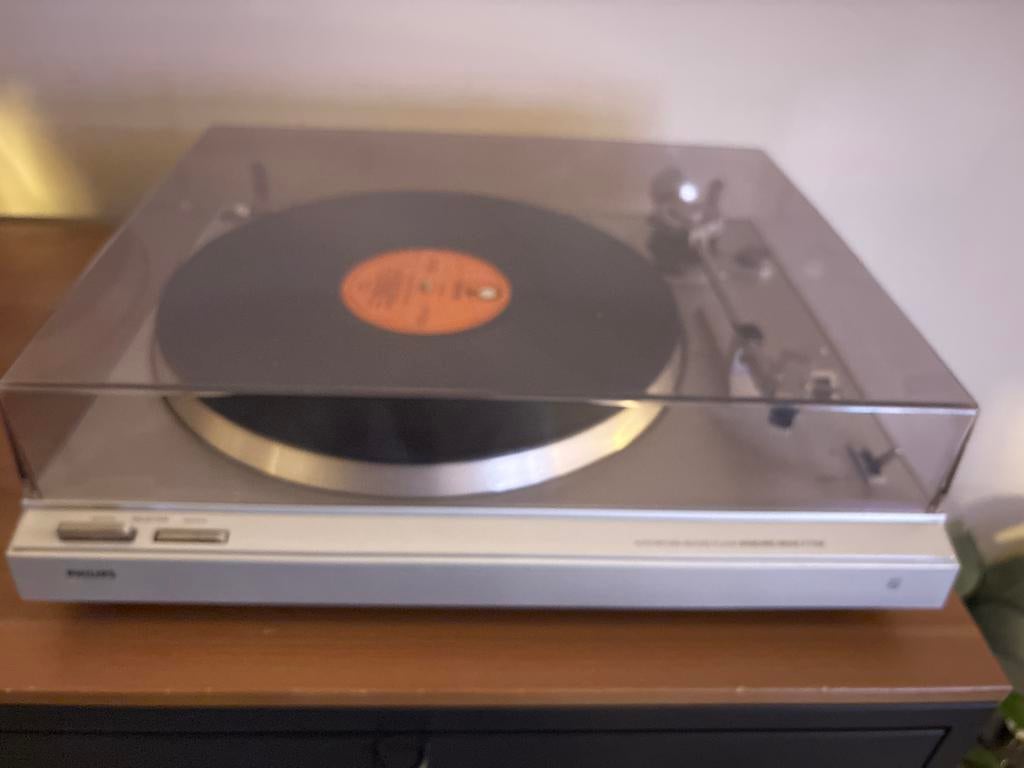 Philips F 7124 Platenspeler ( nieuwe naald / snaar ), Audio, Tv en Foto, Platenspelers, Ophalen of Verzenden, Zo goed als nieuw