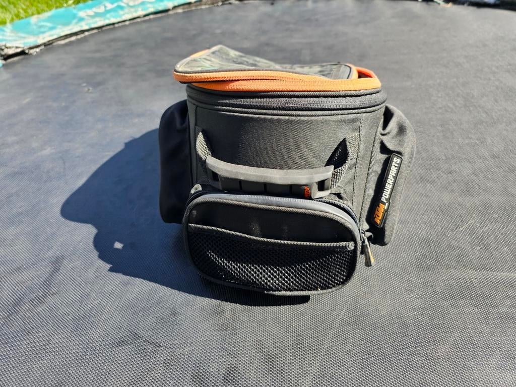 Ktm powerparts tanktas, Ophalen