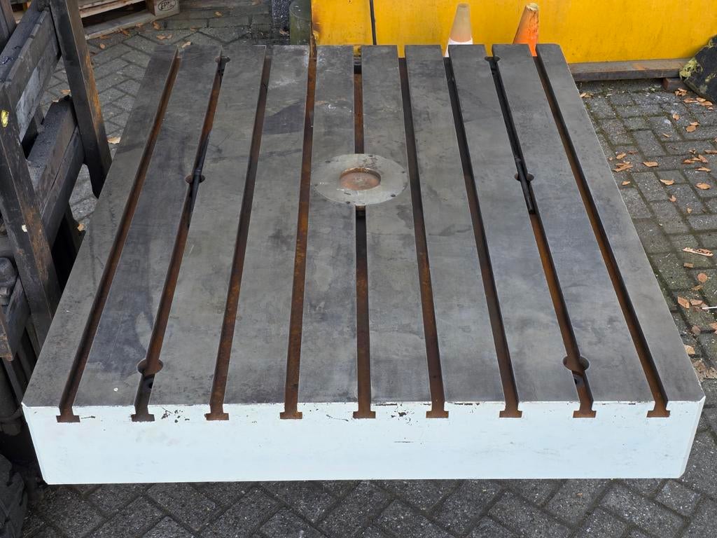 Lastafel / Opspantafel 1200 x 1500 x 200, Ophalen
