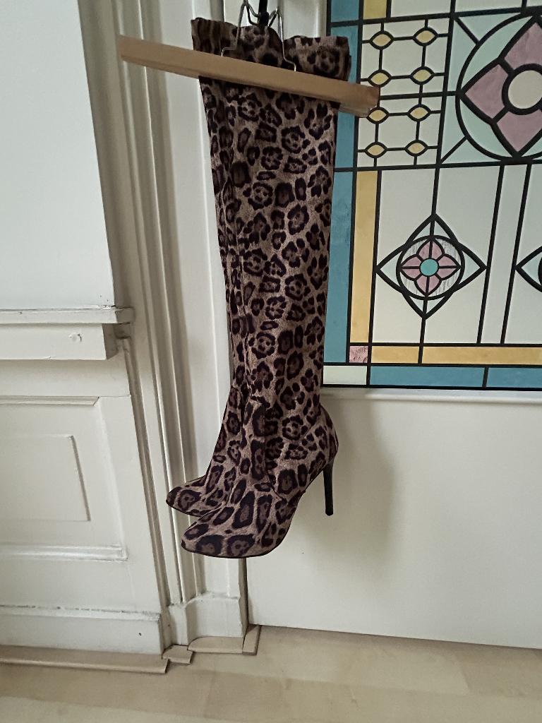 Tijgerprint laarzen, maat 38/39, NIEUW!, €15. Ophalen., Ophalen, Hoge laarzen, Overige kleuren, Nieuw