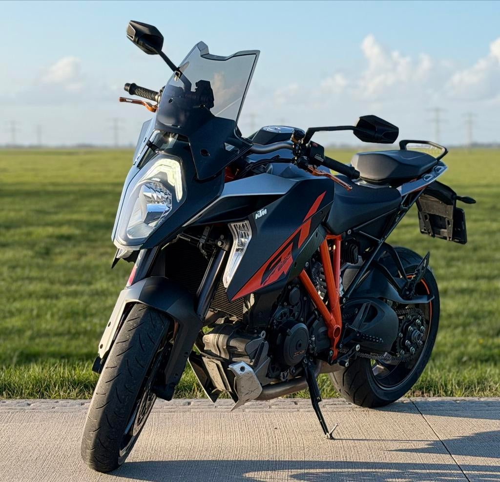 KTM 1290 SUPER DUKE GT - Ultieme Sporttoermotor, Motoren, 2 cilinders, Motorrijbewijs A, 1301 cc, Particulier