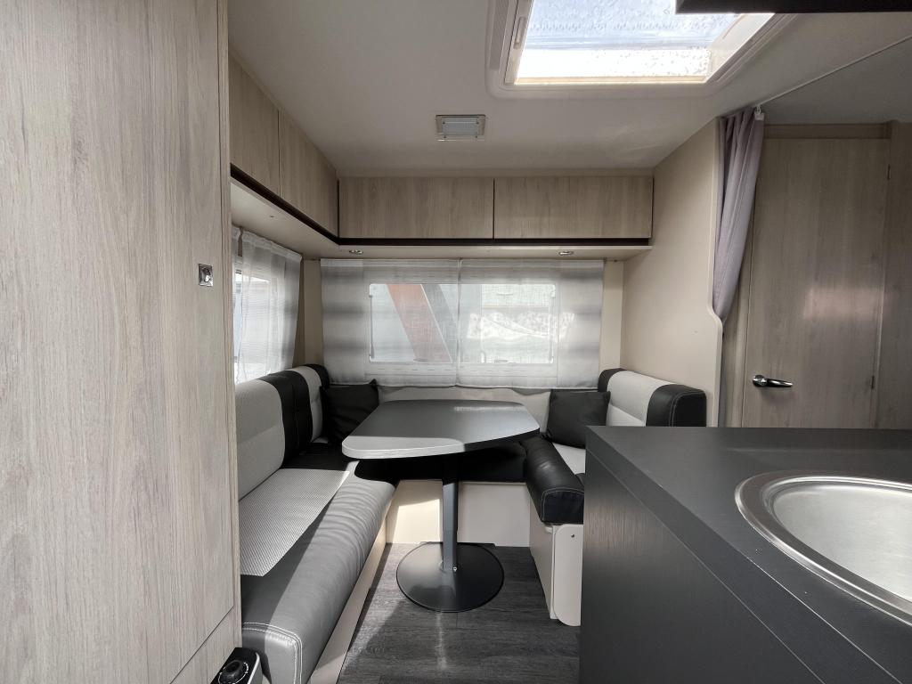 Caravelair Artica 445 cassluifel-vtent en mover, Bedrijf, Treinzit, Schokbreker, Caravelair