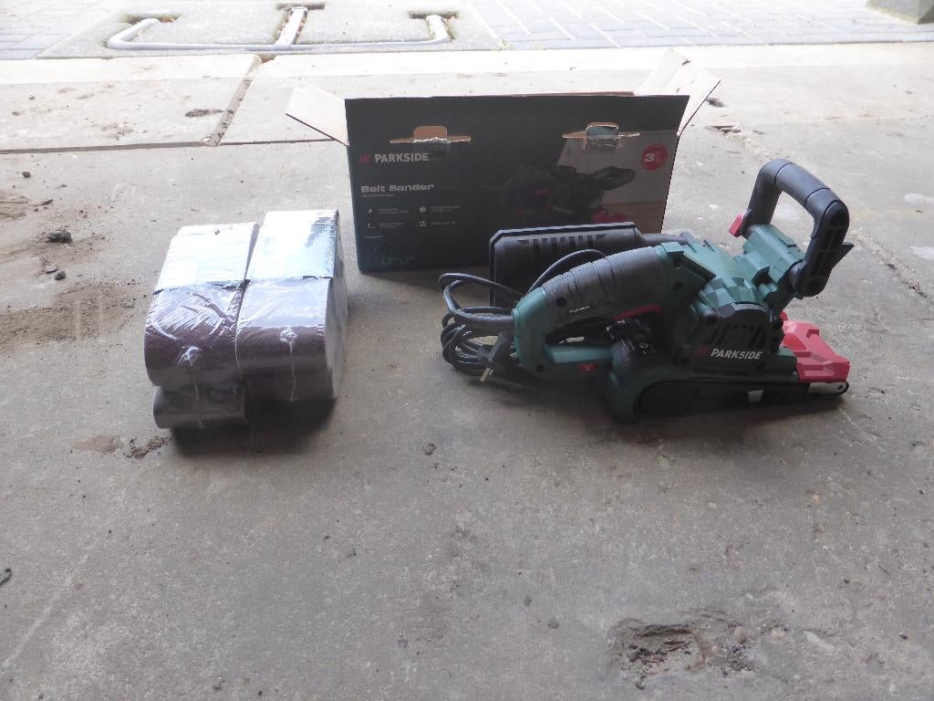 bandschuurmachine nieuw, Doe-het-zelf en Verbouw, Ophalen, Nieuw, 600 tot 1200 watt, Bandschuurmachine