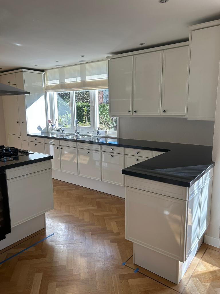 Siematic keuken en kookeiland met luxe inbouw apparatuur, Ophalen, Wit, Zo goed als nieuw, Composiet