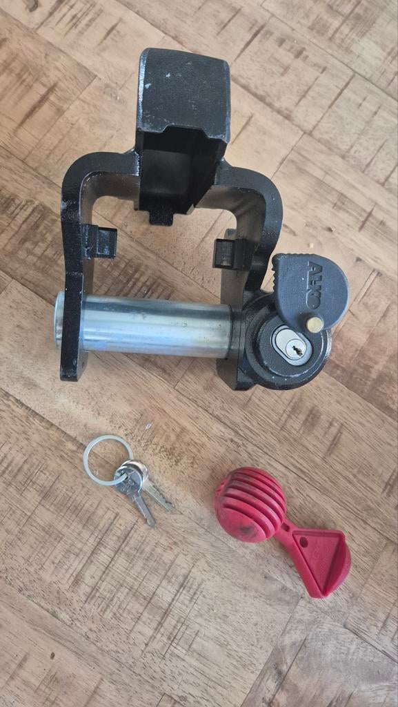 Koppelingsset 2004/3004, Caravans en Kamperen, Ophalen, Zo goed als nieuw