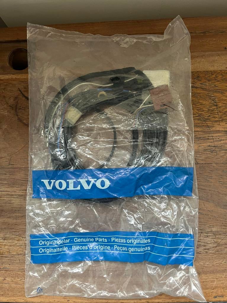 NOS Volvo V40/S40 kabelboom voorbumper mistlampen, Ophalen of Verzenden, Nieuw, Volvo