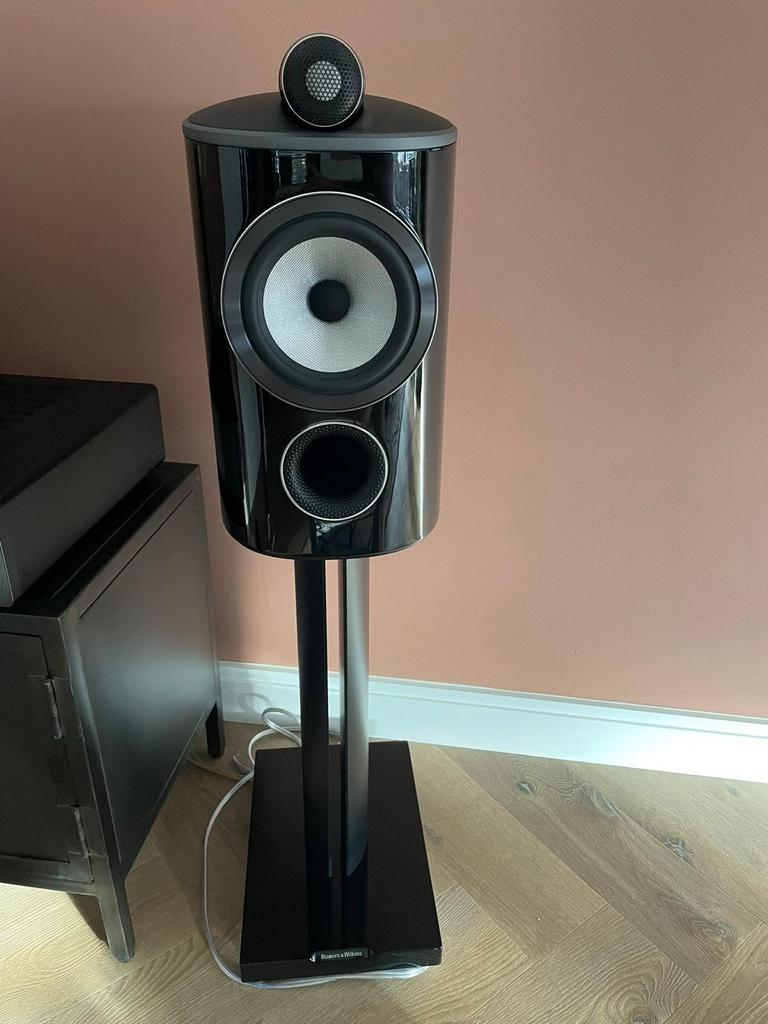 Bowers & Wilkins 805 D4 speakers met statieven, Ophalen, Zo goed als nieuw, Bowers & Wilkins (B&W), 120 watt of meer