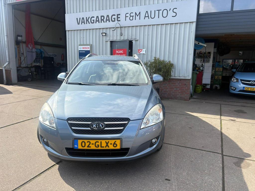 Kia cee'd Sporty Wagon 2.0 X-clusive Automaat, Clima, stoelv, Gebruikt, 550 kg, Euro 4, 1975 cc