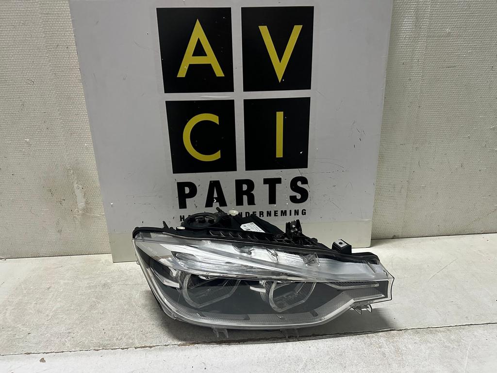 Koplamp BMW 3 Serie F30 F31 LCI BMW LED Rechts 8738712, Gebruikt, -, -, Ophalen of Verzenden