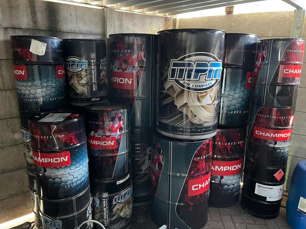 Olievat 60/200L, Ophalen, Zo goed als nieuw, Vuurton