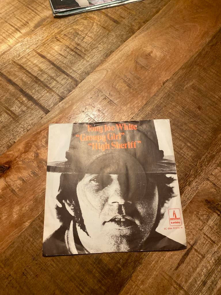 Tony Joe White - Groupy Girl / High Sheriff - Single, Gebruikt, 7 inch, Single, Ophalen of Verzenden