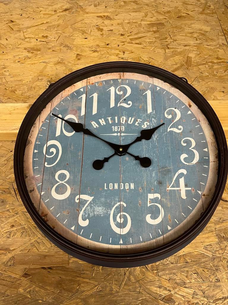 Ronde wandklok met touw, 'Antiques London', Ophalen, Gebruikt, Analoog, Wandklok