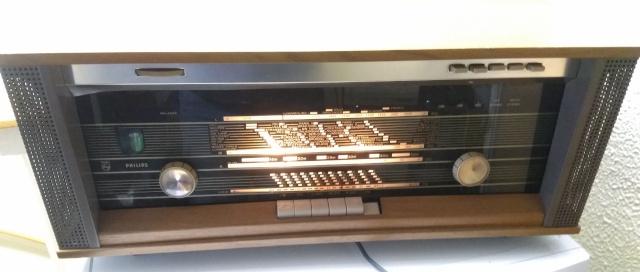 Philips B5X42A, Antiek en Kunst, Antiek | Tv's en Audio, Ophalen of Verzenden