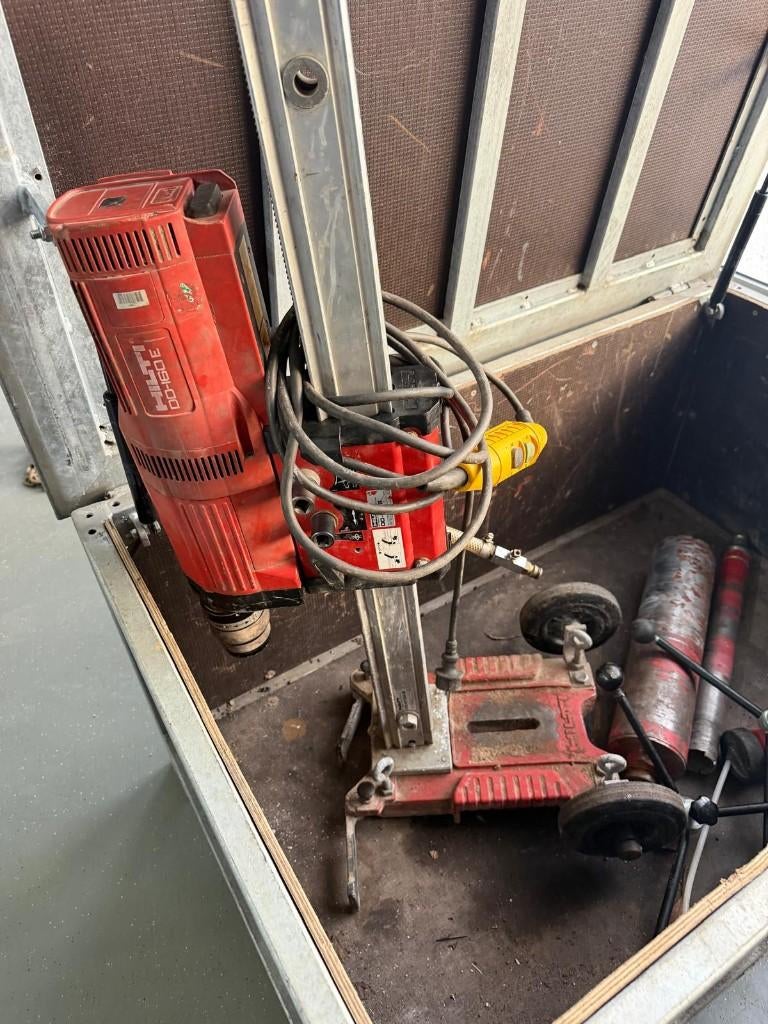 Hilti DD160-E diamantboormachine, Doe-het-zelf en Verbouw, Gereedschap | Boormachines, Ophalen, Zo goed als nieuw, Boormachine